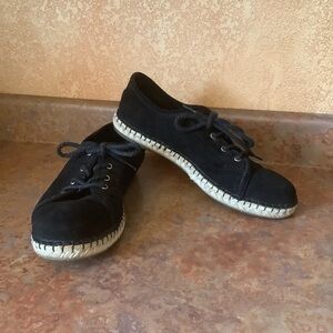 Born Drilles Size 7.5 black suede leather lace up espadrille shoes